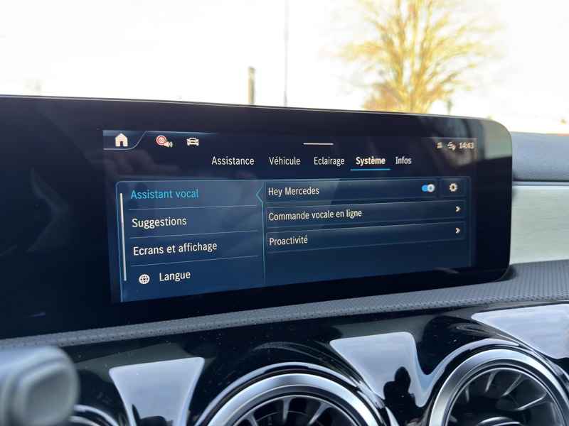 Image Mercedes-Benz CLASSE A 250 e Hybrid EQ AMG Line AMG Line 1770 Classe A 250 e AMG Line