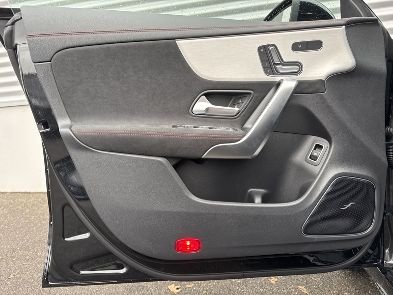 Image Mercedes-Benz CLA SHOOTING BRAKE CLA 200 d Shooting Brake AMG Line AMG Line 1186 CLA 200 d Shooting Brake