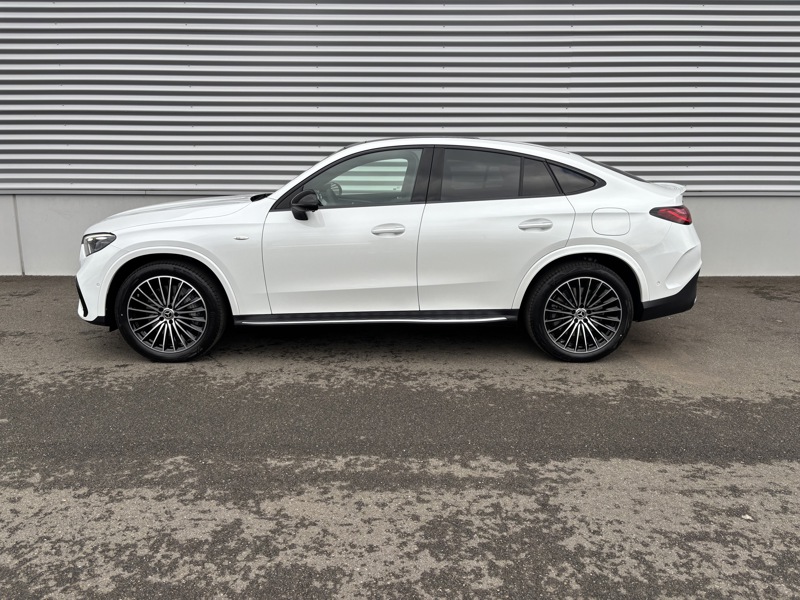 Image Mercedes-Benz GLC COUPÉ GLC 300 d e Hybrid EQ 4MATIC Coupé AMG Line +  2543 GLC 300 d e Hybrid EQ 4MATIC Coup+® AMG L