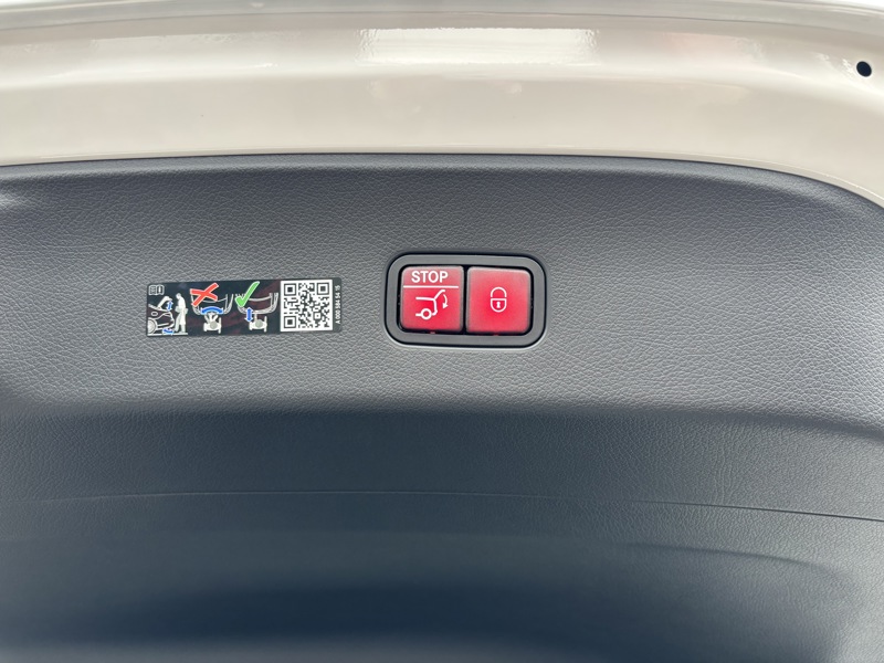 Image Mercedes-Benz GLC COUPÉ GLC 300 d e Hybrid EQ 4MATIC Coupé AMG Line +  2543 GLC 300 d e Hybrid EQ 4MATIC Coup+® AMG L