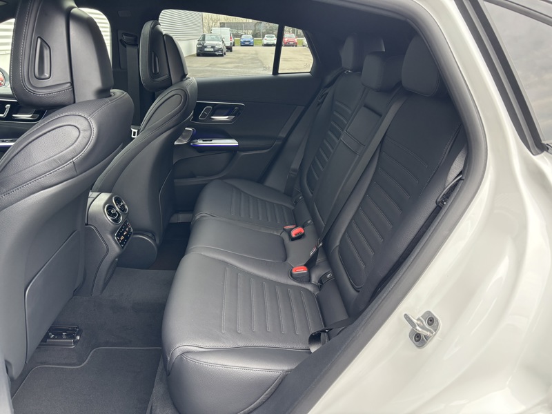 Image Mercedes-Benz GLC COUPÉ GLC 300 d e Hybrid EQ 4MATIC Coupé AMG Line +  2543 GLC 300 d e Hybrid EQ 4MATIC Coup+® AMG L