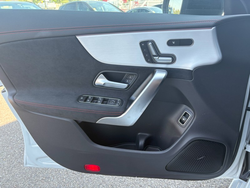 Image Mercedes-Benz CLA SHOOTING BRAKE CLA 250 e Hybrid EQ Shooting Brake AMG Line AMG Line 1186 CLA 250 e Shooting Brake