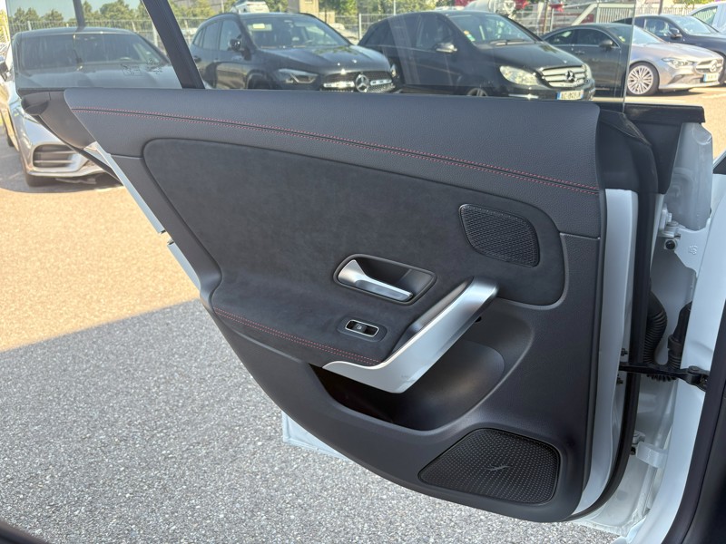 Image Mercedes-Benz CLA SHOOTING BRAKE CLA 250 e Hybrid EQ Shooting Brake AMG Line AMG Line 1186 CLA 250 e Shooting Brake