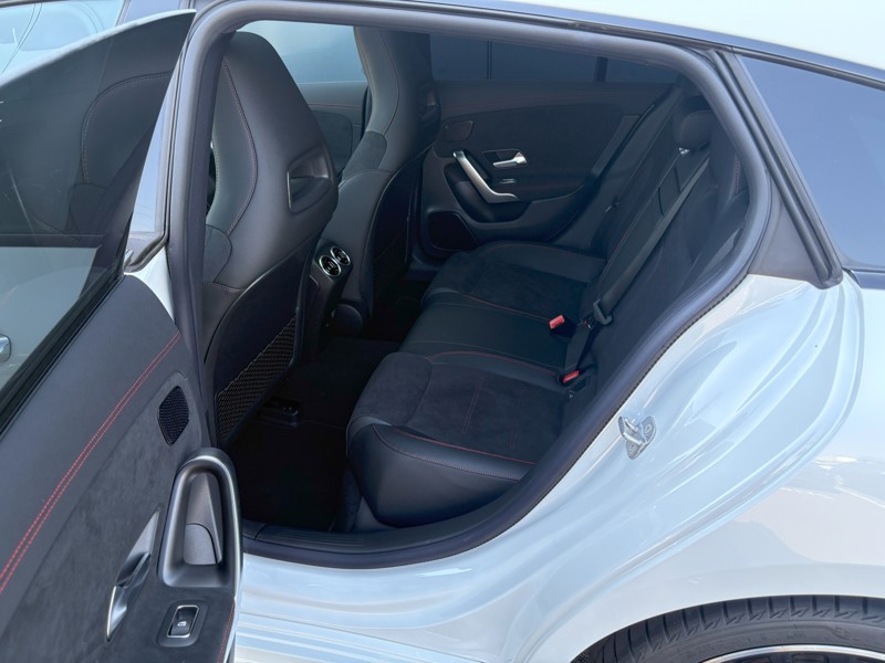 Image Mercedes-Benz CLA SHOOTING BRAKE CLA 250 e Hybrid EQ Shooting Brake AMG Line AMG Line 1186 CLA 250 e Shooting Brake