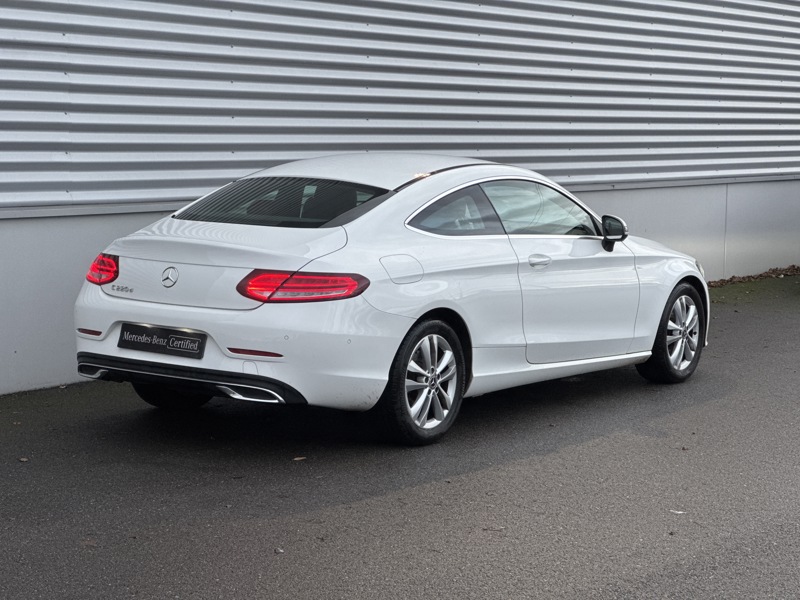 Image Mercedes-Benz CLASSE C COUPÉ Classe C 220 d Coupé Avantgarde Line  
