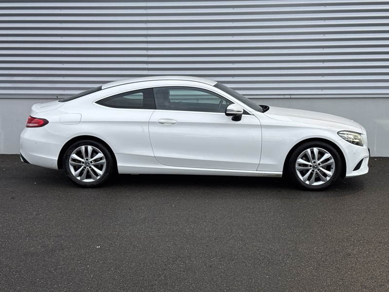 Image Mercedes-Benz CLASSE C COUPÉ Classe C 220 d Coupé Avantgarde Line  