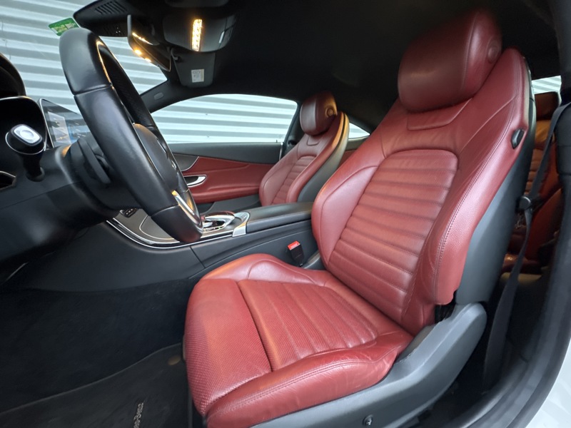 Image Mercedes-Benz CLASSE C COUPÉ Classe C 220 d Coupé Avantgarde Line  