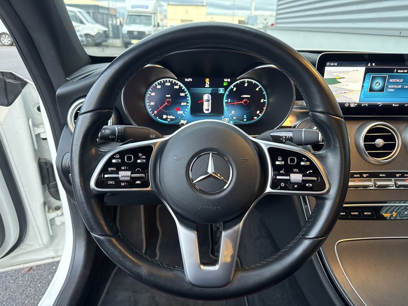 Image Mercedes-Benz CLASSE C COUPÉ Classe C 220 d Coupé Avantgarde Line  