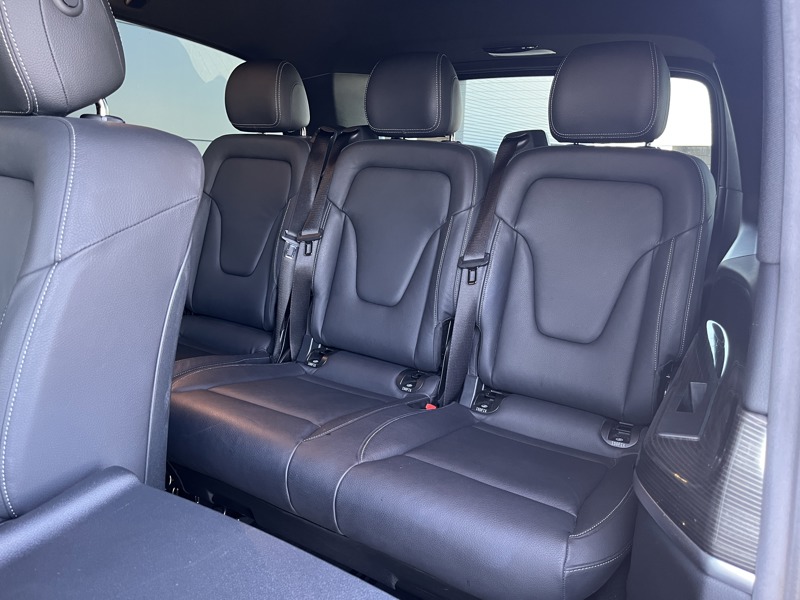 Image Mercedes-Benz CLASSE V 300D- 4MATIC AVANTGARDE / L3/ 4MATIC /8 PLACES / BVA  