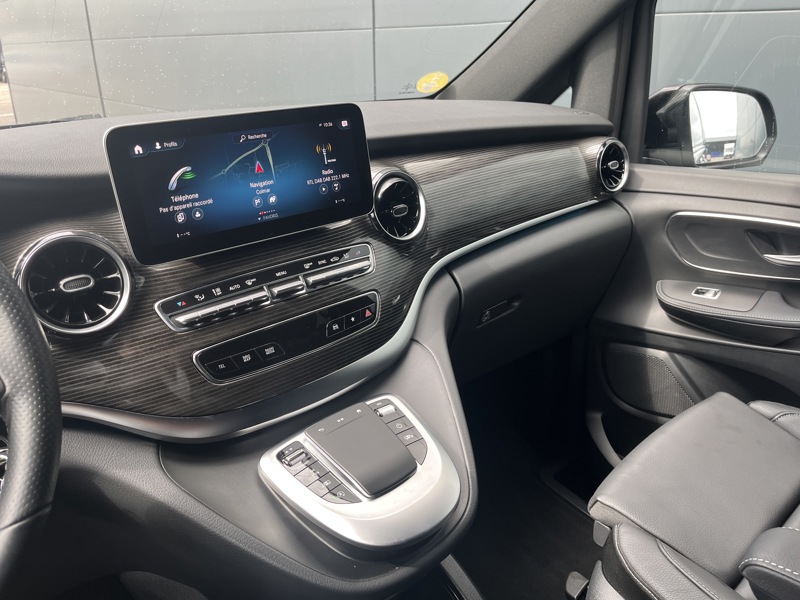 Image Mercedes-Benz CLASSE V 250D AVANTGARDE / 8 PLACES / L3 / BVA / Extra long  