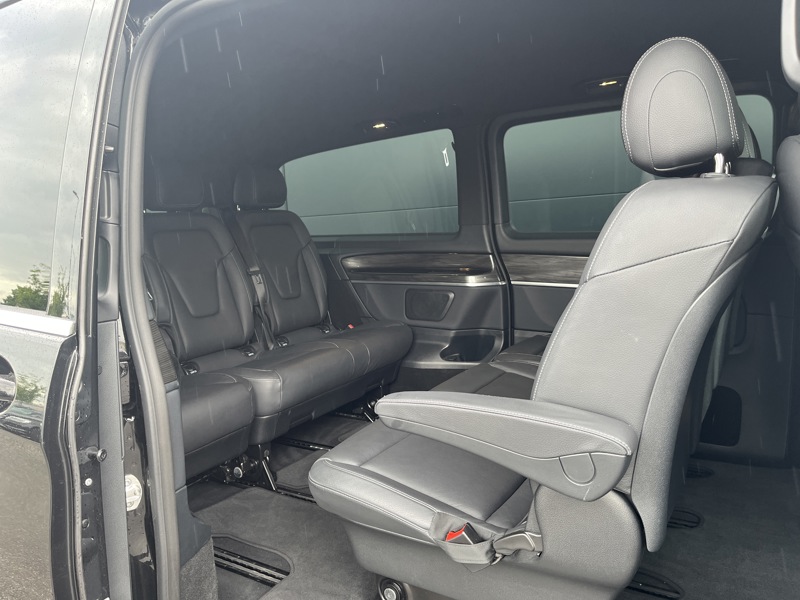 Image Mercedes-Benz CLASSE V 250D AVANTGARDE / 8 PLACES / L3 / BVA / Extra long  