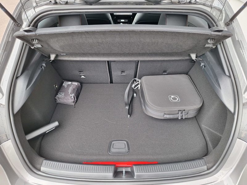 Image Mercedes-Benz CLASSE A 250 e Hybrid EQ Star Edition AMG Line 1770 Classe A 250 e Hybrid EQ Star Edition