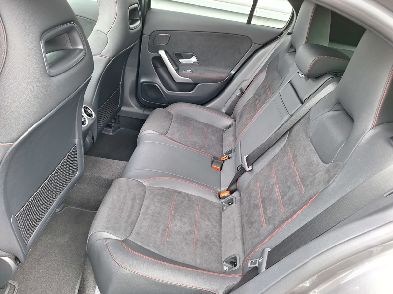 Image Mercedes-Benz CLASSE A 250 e Hybrid EQ Star Edition AMG Line 1770 Classe A 250 e Hybrid EQ Star Edition