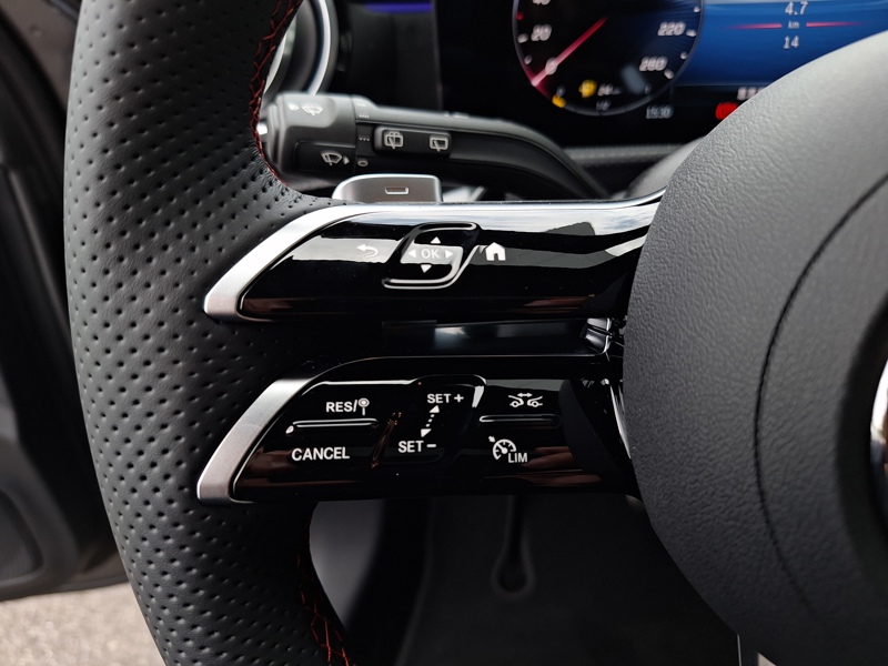 Image Mercedes-Benz CLASSE A 250 e Hybrid EQ Star Edition AMG Line 1770 Classe A 250 e Hybrid EQ Star Edition