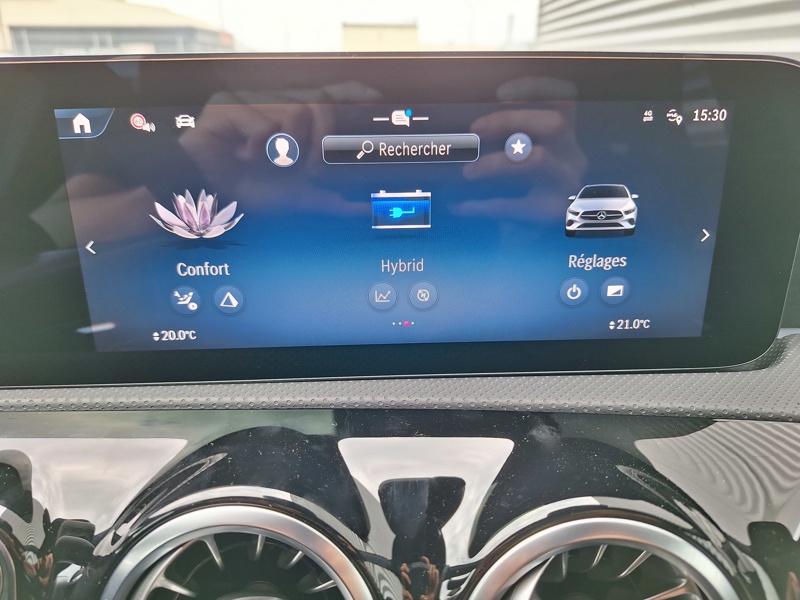 Image Mercedes-Benz CLASSE A 250 e Hybrid EQ Star Edition AMG Line 1770 Classe A 250 e Hybrid EQ Star Edition