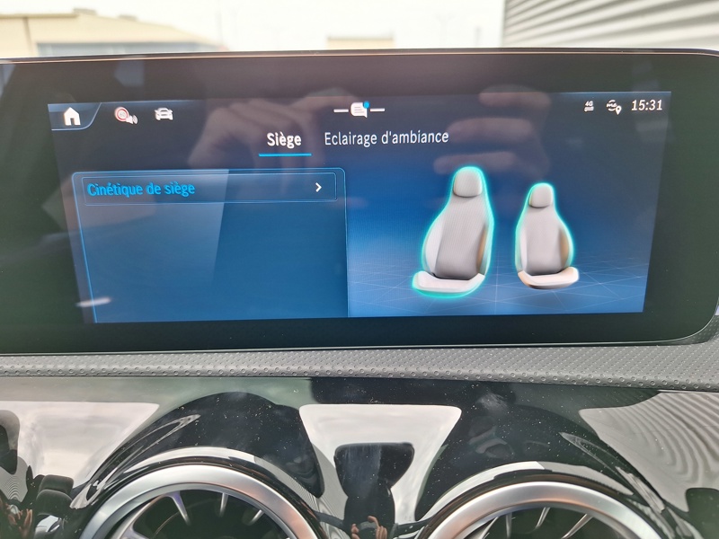 Image Mercedes-Benz CLASSE A 250 e Hybrid EQ Star Edition AMG Line 1770 Classe A 250 e Hybrid EQ Star Edition