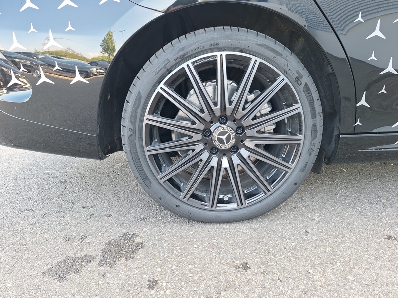 Image Mercedes-Benz CLA COUPÉ CLA 350 4MATIC avec technologie EQ Limited Edition  1743 CLA 350 4MATIC avec technologie EQ