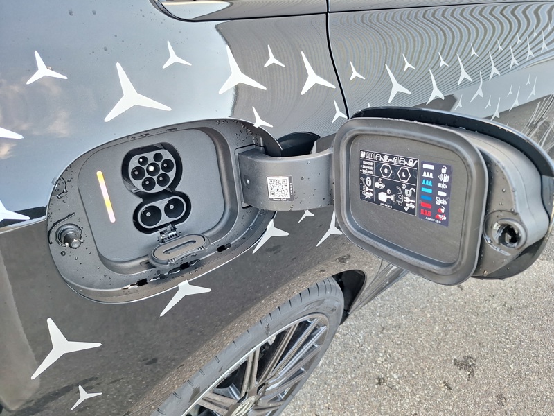 Image Mercedes-Benz CLA COUPÉ CLA 350 4MATIC avec technologie EQ Limited Edition  1743 CLA 350 4MATIC avec technologie EQ