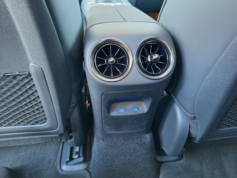 Image Mercedes-Benz CLA COUPÉ CLA 350 4MATIC avec technologie EQ Limited Edition  1743 CLA 350 4MATIC avec technologie EQ