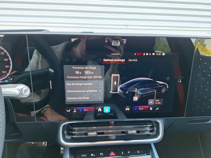 Image Mercedes-Benz CLA COUPÉ CLA 350 4MATIC avec technologie EQ Limited Edition  1743 CLA 350 4MATIC avec technologie EQ