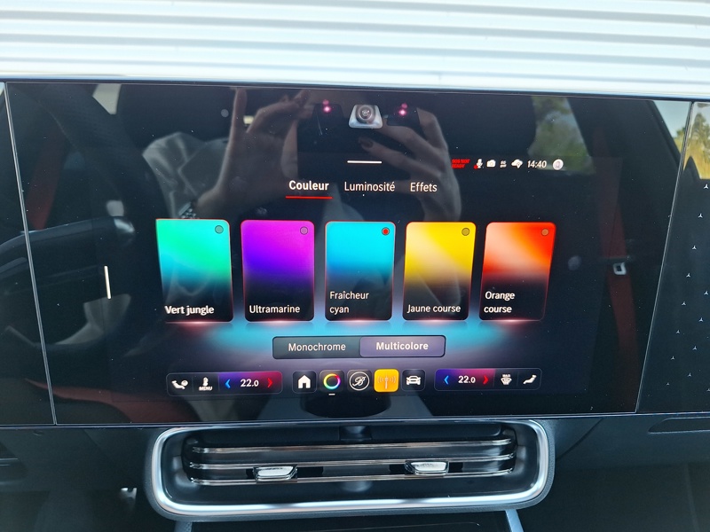 Image Mercedes-Benz CLA COUPÉ CLA 350 4MATIC avec technologie EQ Limited Edition  1743 CLA 350 4MATIC avec technologie EQ