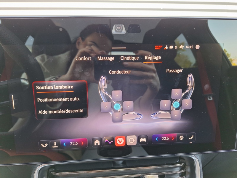 Image Mercedes-Benz CLA COUPÉ CLA 350 4MATIC avec technologie EQ Limited Edition  1743 CLA 350 4MATIC avec technologie EQ