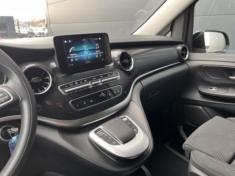 Image Mercedes-Benz CLASSE V 220d/4MATIC / Extra long /9G tronic / L3 / 4x4  