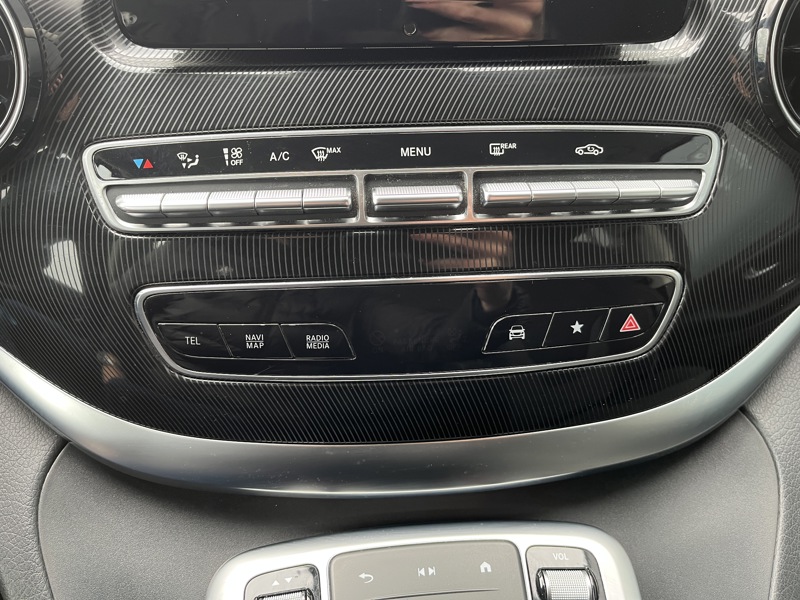 Image Mercedes-Benz CLASSE V 220d/4MATIC / Extra long /9G tronic / L3 / 4x4  