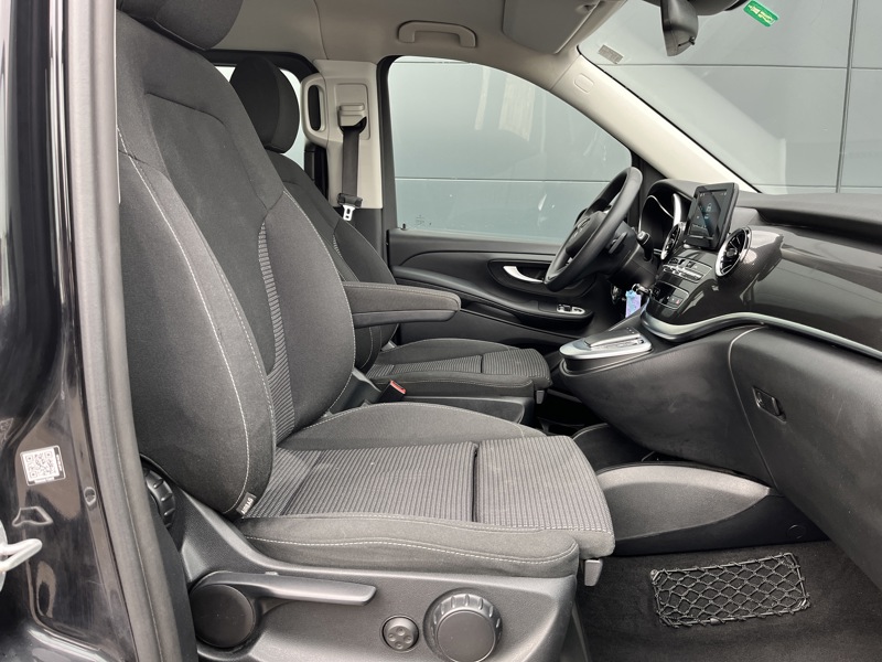 Image Mercedes-Benz CLASSE V 220d/4MATIC / Extra long /9G tronic / L3 / 4x4  