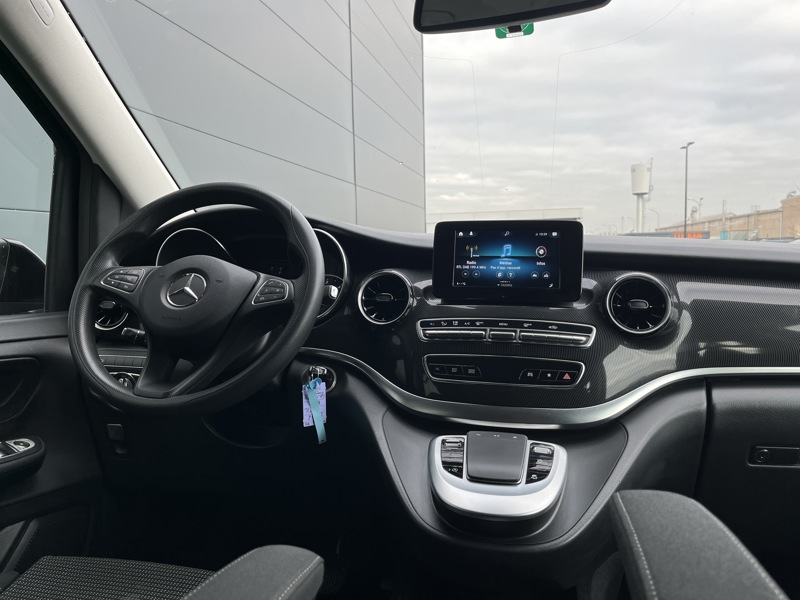 Image Mercedes-Benz CLASSE V 220d/4MATIC / Extra long /9G tronic / L3 / 4x4  