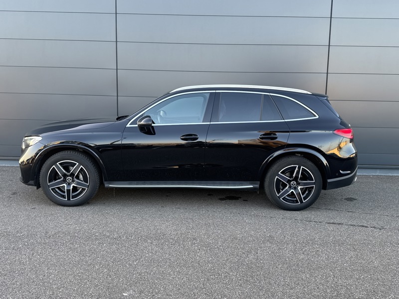 Image Mercedes-Benz GLC SUV GLC 220 d 4MATIC AMG Line  