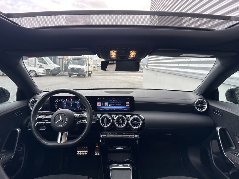 Image Mercedes-Benz CLA COUPÉ CLA 200 Coupé AMG Line  