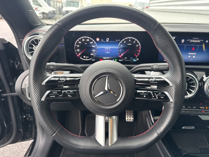 Image Mercedes-Benz CLA COUPÉ CLA 200 Coupé AMG Line  