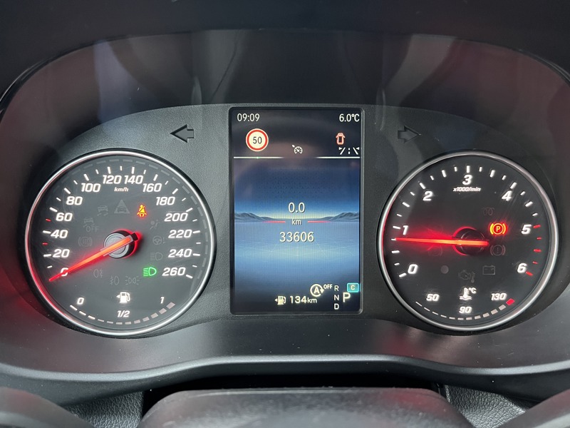 Image Mercedes-Benz VITO 116 CDI / FOURGON / 163 CH / L2 / BVA /34900 HT  