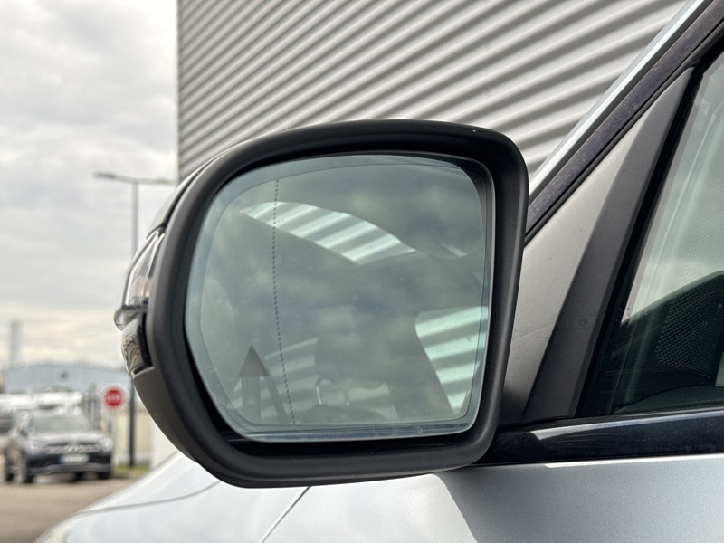 Image Mercedes-Benz GLC SUV GLC 300de 4MATIC SUV AMG Line  