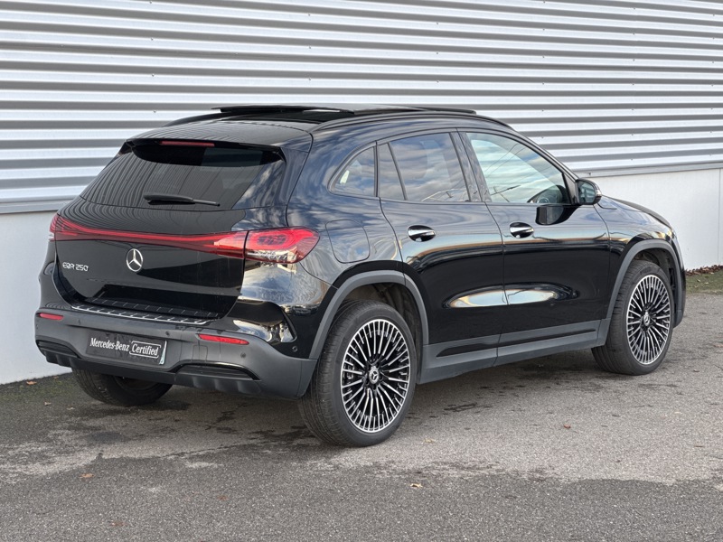 Image Mercedes-Benz EQA 250 AMG Line  2437 EQA 250 AMG Line