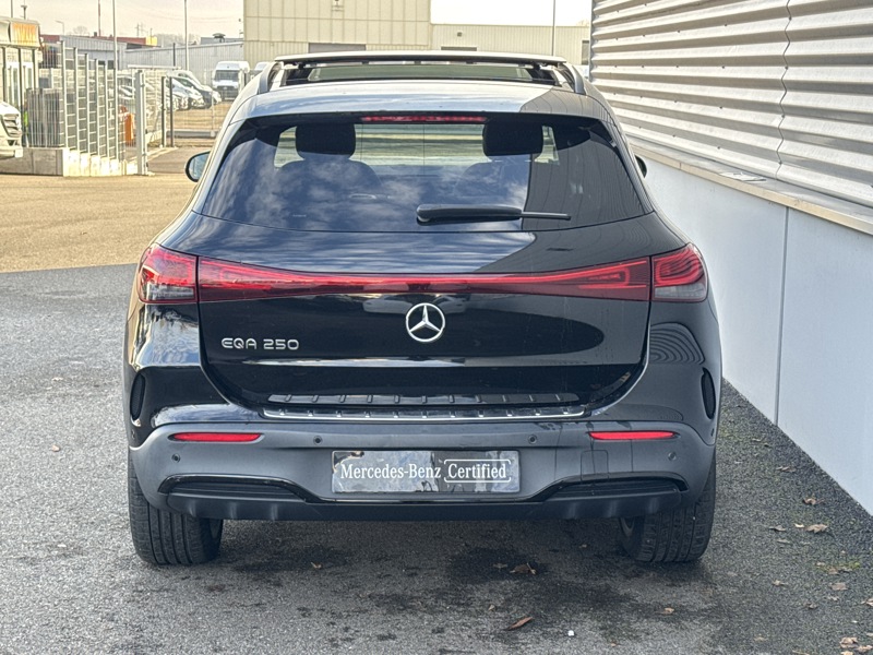Image Mercedes-Benz EQA 250 AMG Line  2437 EQA 250 AMG Line