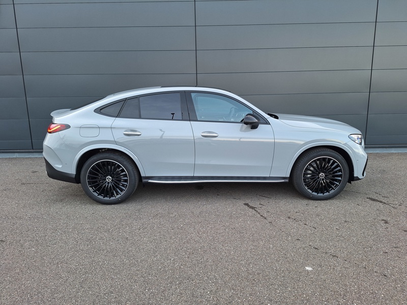 Image Mercedes-Benz GLC COUPÉ GLC 220 d 4MATIC Coupé AMG Line  2543 GLC Coupé 220 d 4MATIC