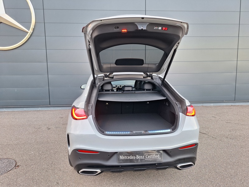 Image Mercedes-Benz GLC COUPÉ GLC 220 d 4MATIC Coupé AMG Line  2543 GLC Coupé 220 d 4MATIC