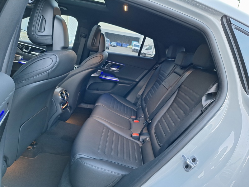 Image Mercedes-Benz GLC COUPÉ GLC 220 d 4MATIC Coupé AMG Line  2543 GLC Coupé 220 d 4MATIC