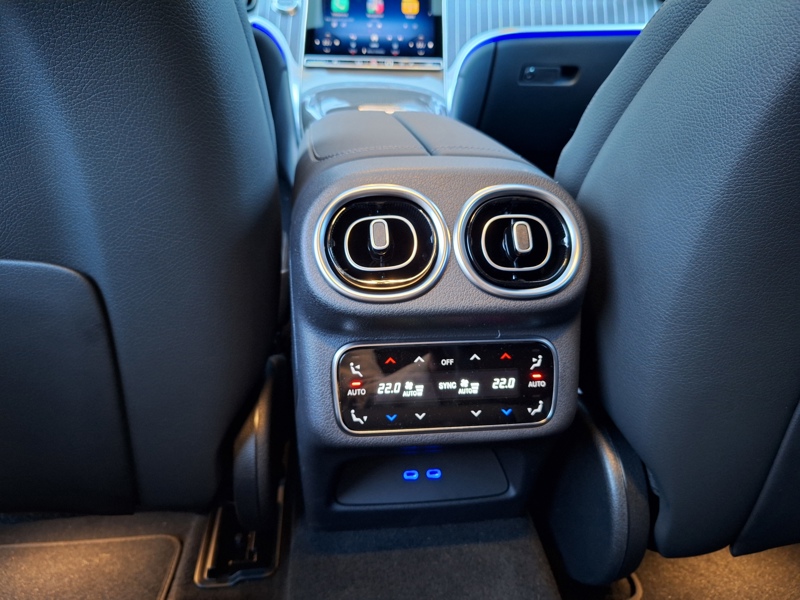 Image Mercedes-Benz GLC COUPÉ GLC 220 d 4MATIC Coupé AMG Line  2543 GLC Coupé 220 d 4MATIC