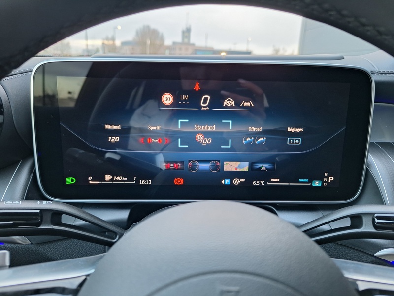 Image Mercedes-Benz GLC COUPÉ GLC 220 d 4MATIC Coupé AMG Line  2543 GLC Coupé 220 d 4MATIC