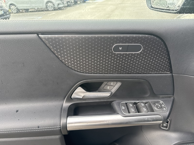 Image Mercedes-Benz CLASSE B 180 Progressive Line Pack Progressive 2470 Classe B 180 Progressive Line