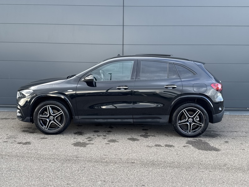 Image Mercedes-Benz GLA 250 e Hybrid EQ AMG Line AMG Line 2477 GLA 250 e AMG Line