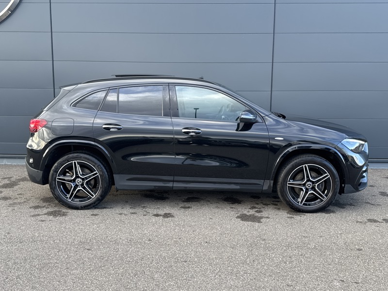 Image Mercedes-Benz GLA 250 e Hybrid EQ AMG Line AMG Line 2477 GLA 250 e AMG Line