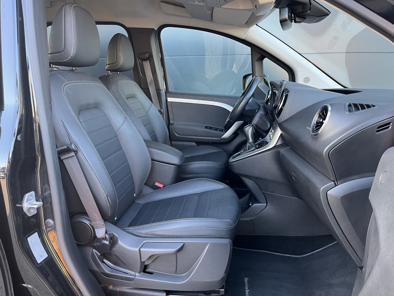 Image Mercedes-Benz CLASSE T 180 d PROGRESSIVE / BVA / 5 PLACES / 116 ch  CLASSE T Classe T 180 d Progressive