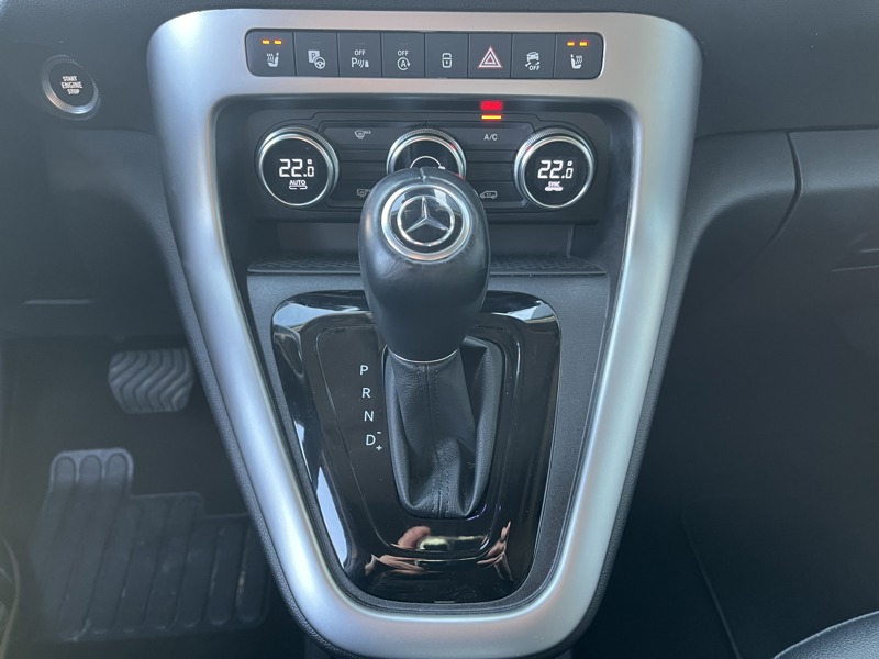 Image Mercedes-Benz CLASSE T 180 d PROGRESSIVE / BVA / 5 PLACES / 116 ch  CLASSE T Classe T 180 d Progressive