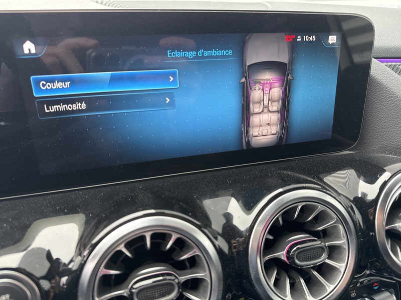 Image Mercedes-Benz GLA 250 e AMG Line AMG Line 2477 GLA 250 e AMG Line