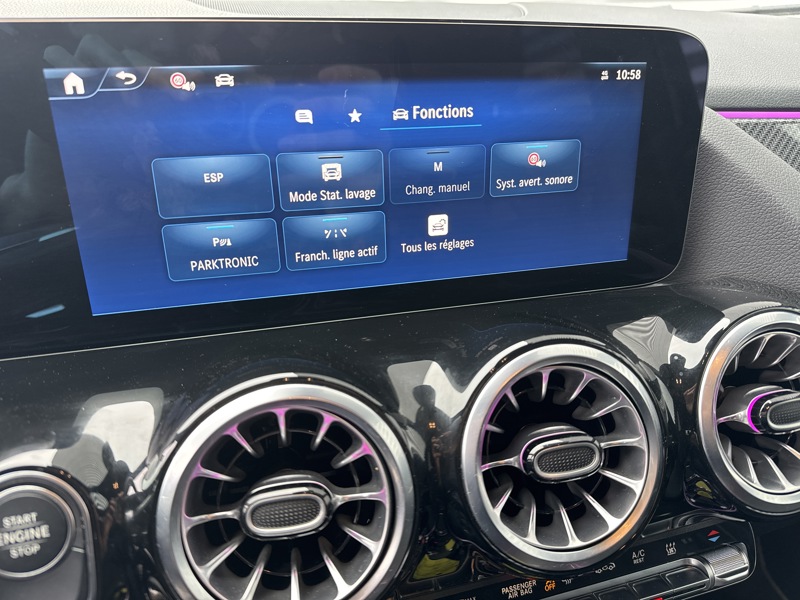 Image Mercedes-Benz GLA 250 e Hybrid EQ AMG Line AMG Line 2477 GLA 250 e AMG Line