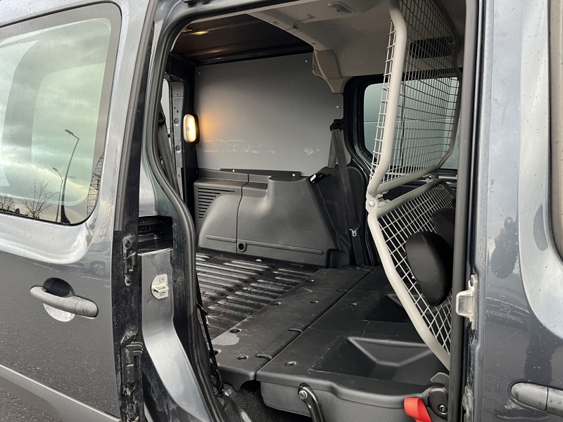 Image Mercedes-Benz CITAN Citan 109 CDI  / 5 Places / Mixto  / L3 /Extra long/ 90 ch / BVM  CITAN 1,5 109CDI 90CH / XL